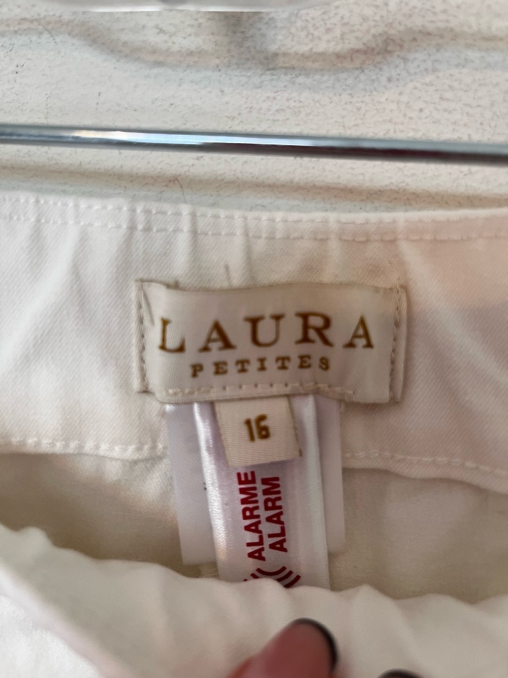 Laura Petites White Lace Hem Cropped Pants Sz 16P | The Boys Wardrobe - Picture 4 of 9
